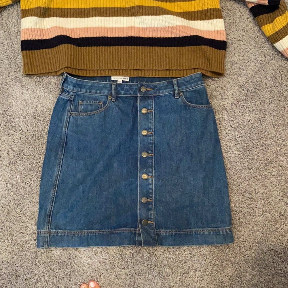 Loft button front jean skirt. Sz 8. New wo tags